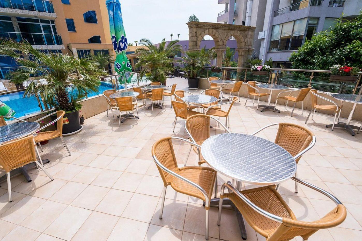 Family Hotel Gallery Sunny Beach Esterno foto